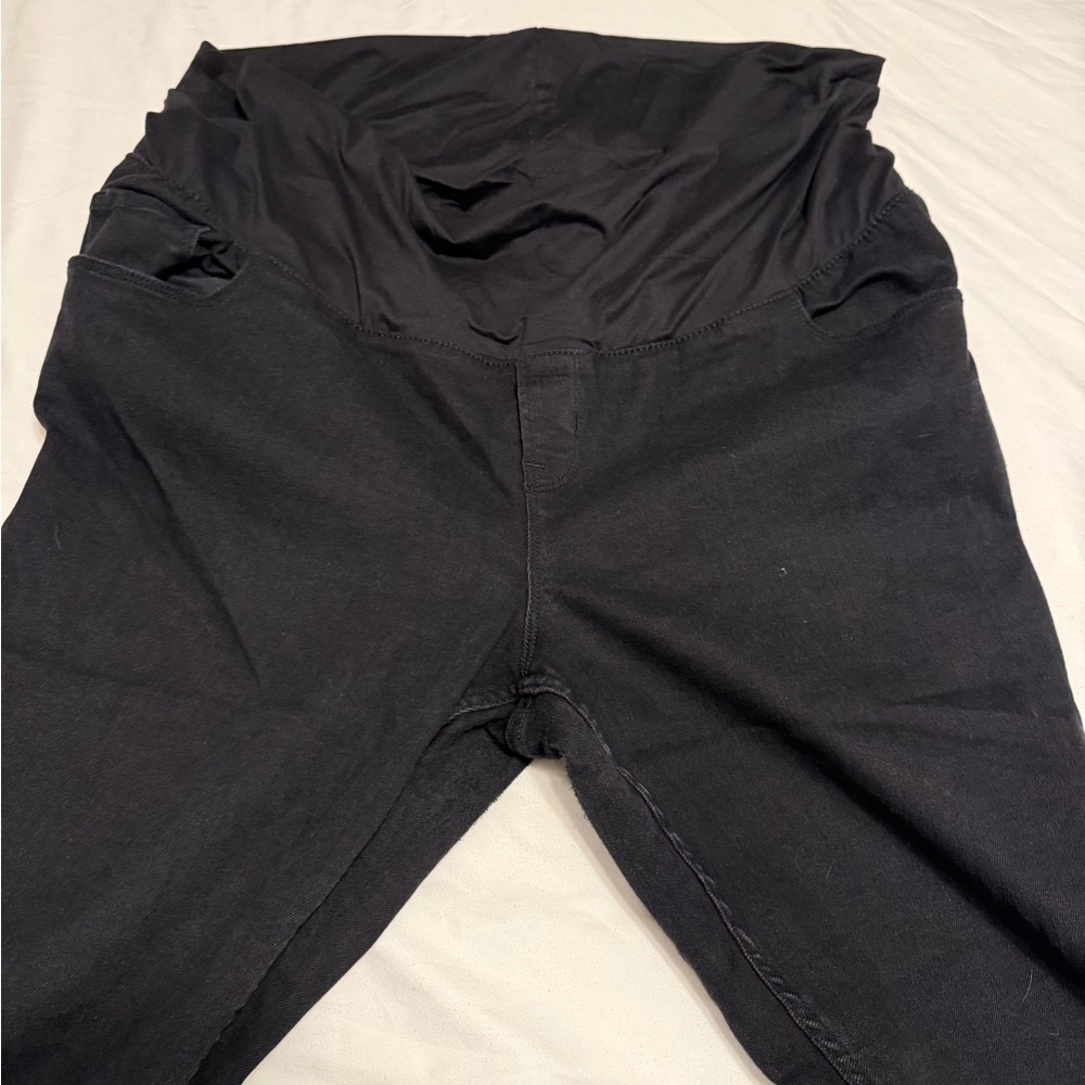 Old navy size 20 short black skinny maternity jeans full panel